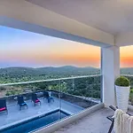 Villa Lavrie