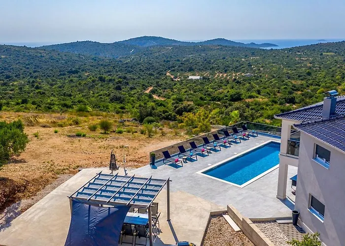 Villa Lavrie Ražanj